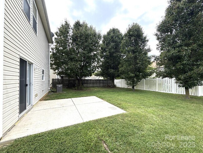 Building Photo - 9402 Darwick St