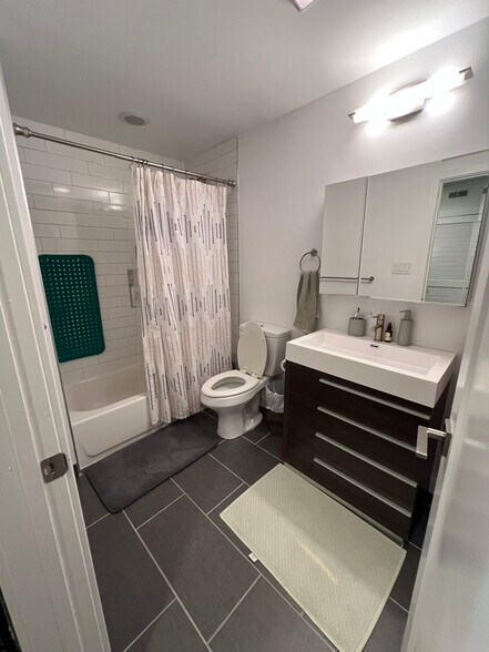 Building Photo - 753 N 20th St