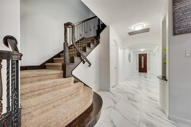 Building Photo - 305 Blythe Bridge Dr