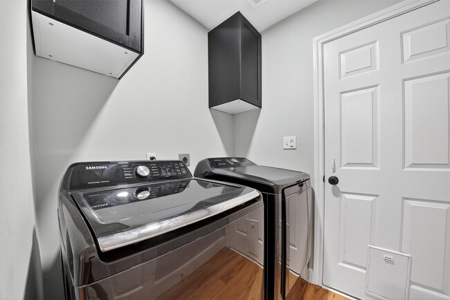 Building Photo - 17002 Analisa Cir