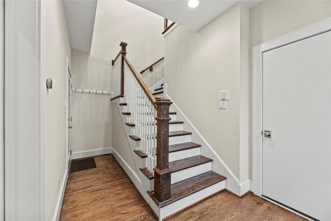 Building Photo - 4813 Caroline St