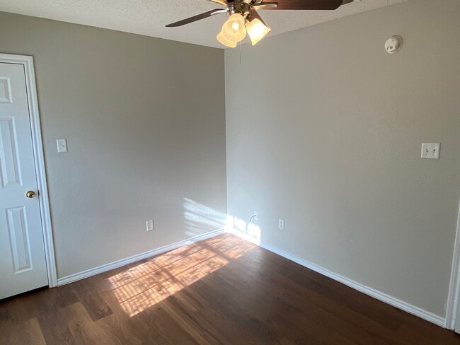 Building Photo - 113 Apache Trail