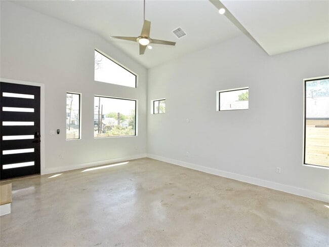 Building Photo - 1710 Adina St
