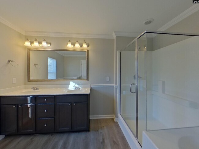 Building Photo - 209 Autumn Stroll Ct