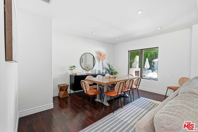 Building Photo - 13201 Bloomfield St