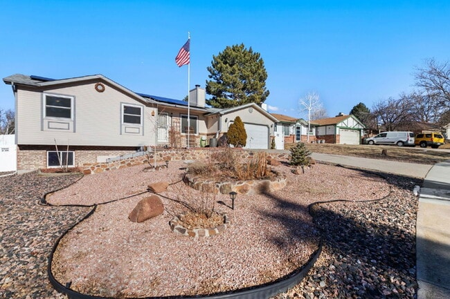 Building Photo - 2020 Independence Dr