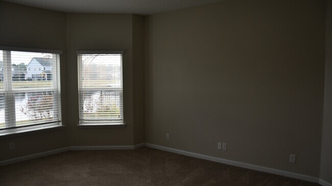 Building Photo - 97389 Harbor Concourse Cir