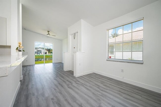 Building Photo - 18650 SW 28th Ct
