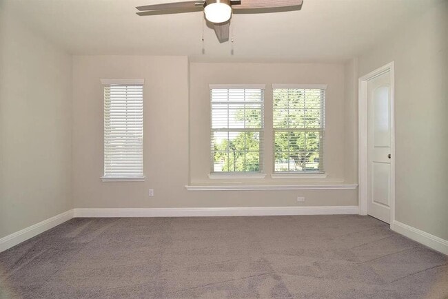 Building Photo - 1050 Kenney Fort Crossing