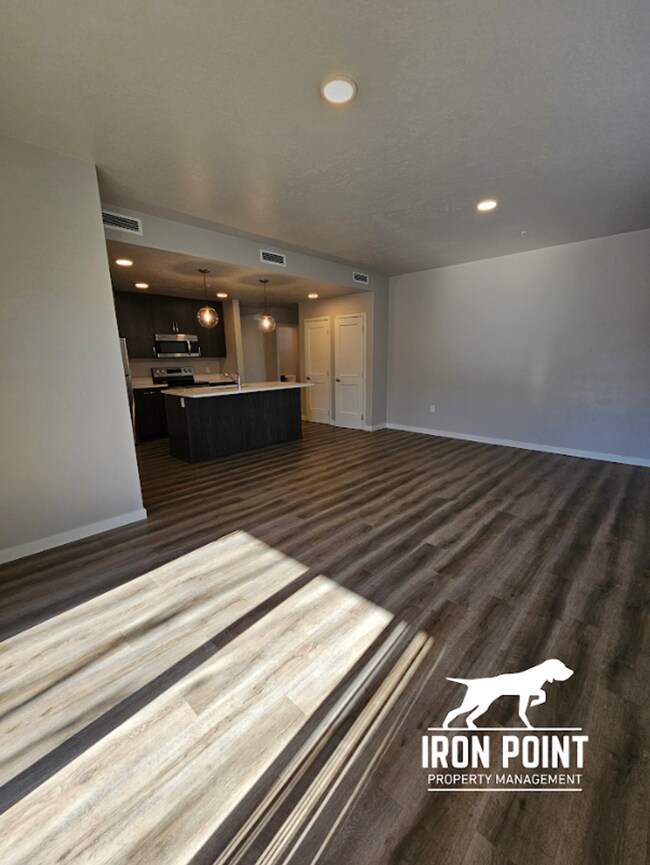 Building Photo - Eth1432B