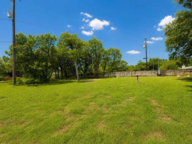 Building Photo - 118 County Rd 1816