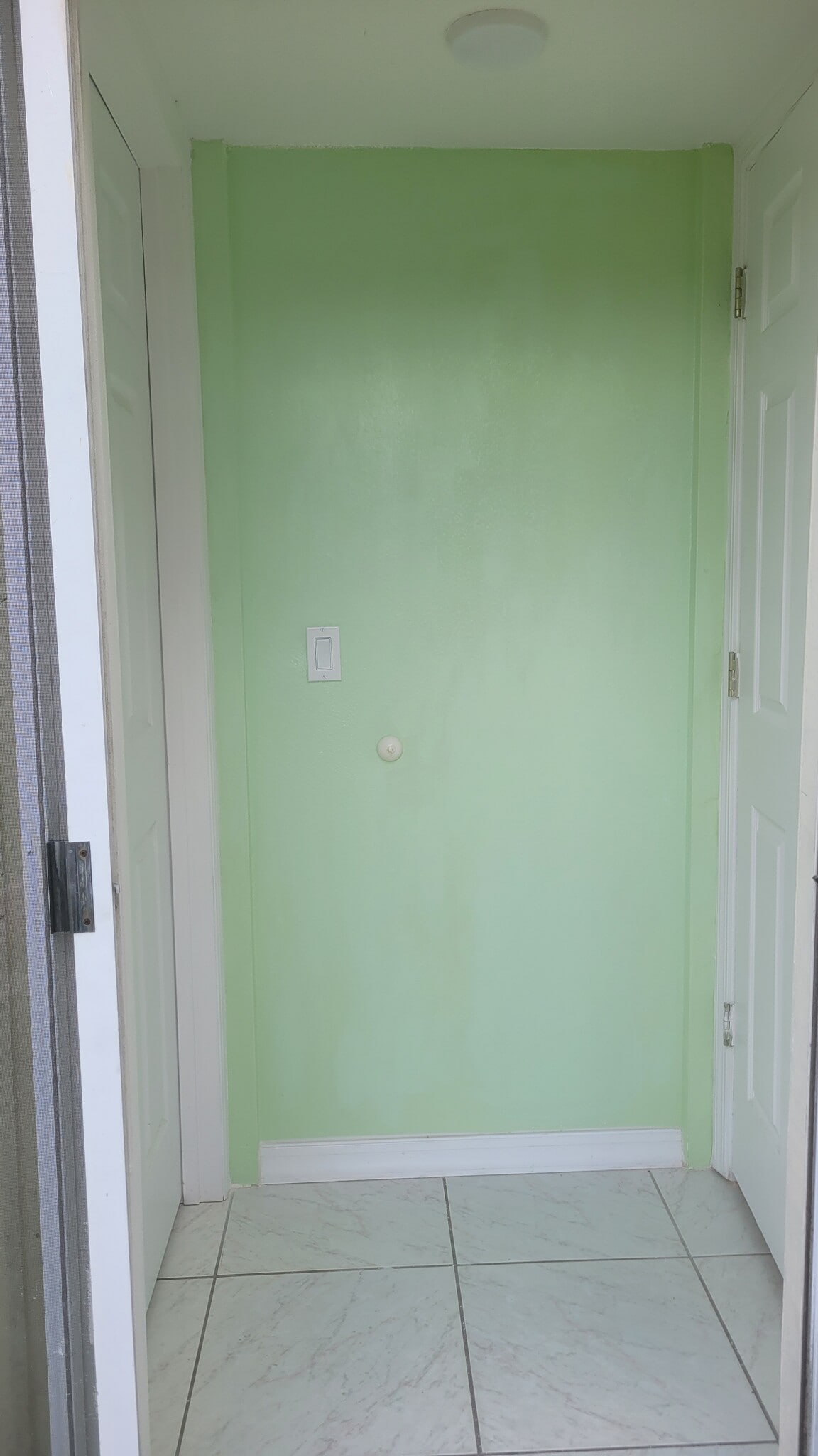 Private Entrance - 106 Woodbury Pines Cir