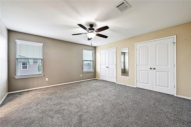 Building Photo - 171 Violet