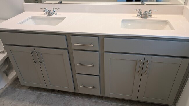 Building Photo - 3111 Vitner Dr