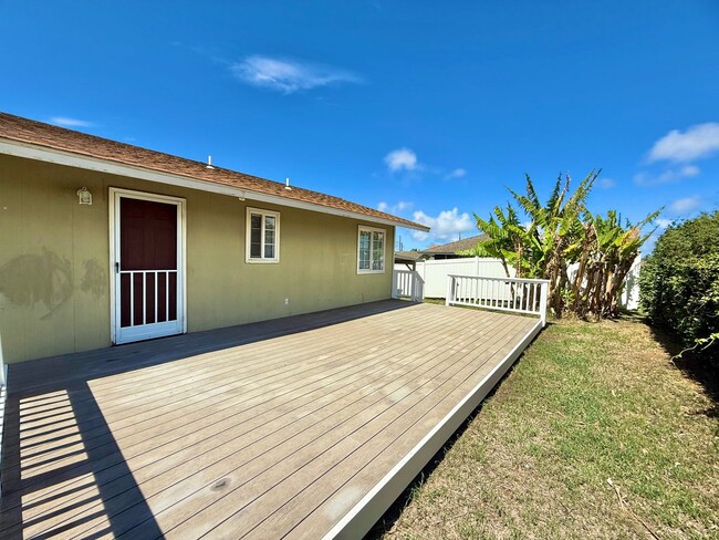 Building Photo - 2 Bedroom / 1 Bathroom Cottage in Pukalani!