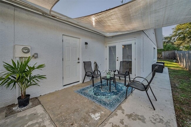 Building Photo - 1502 Cottonwood Terrace