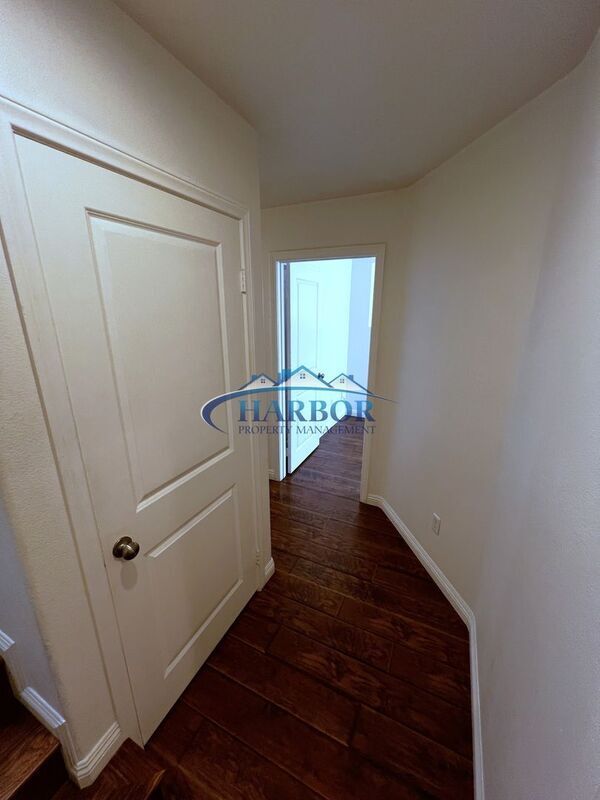 Building Photo - 1322 Harmony Way