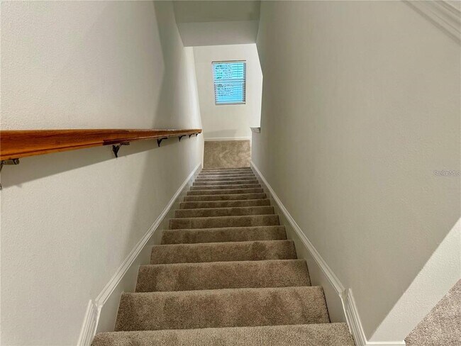 Building Photo - 3037 Canary Ave