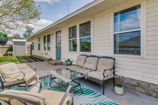 Building Photo - 3661 London Rd