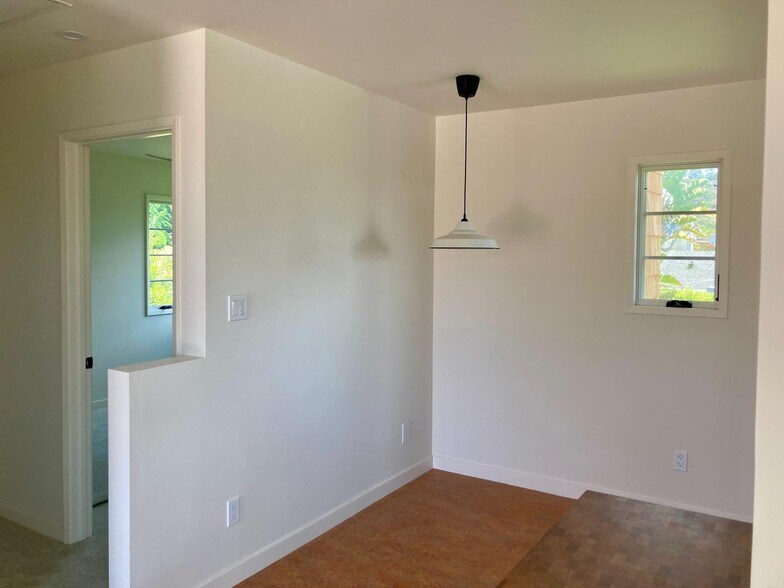 dining area - 624 Bonair St