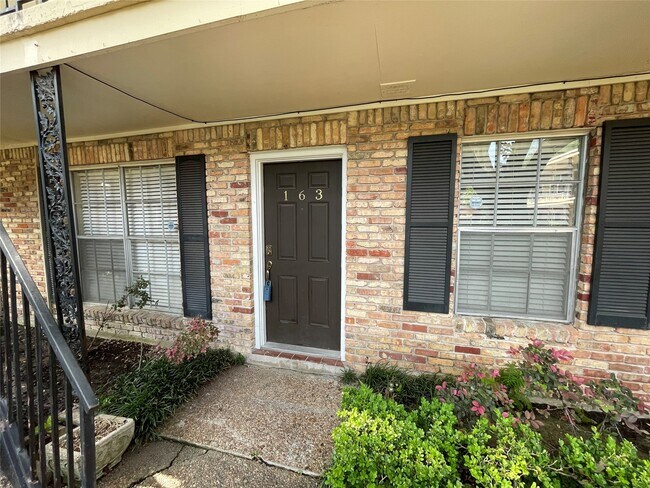 Primary Photo - 3224 Timmons Ln