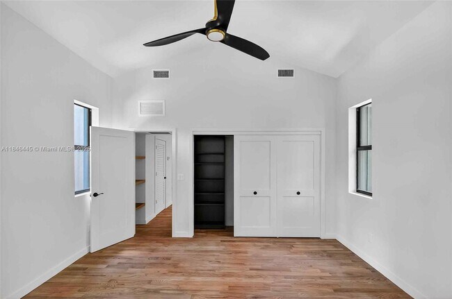 Building Photo - 2315 Swanson Ave