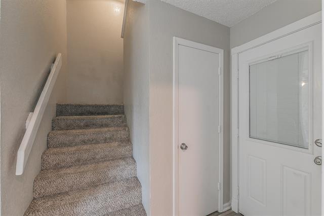 Building Photo - 2762 Parkchester Dr