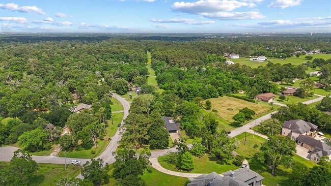 Building Photo - 1108 Myrtlewood Dr
