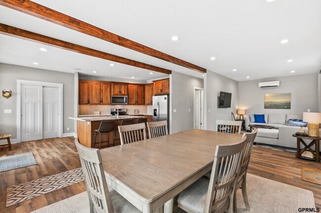 Building Photo - 17107 Rainbow Rd