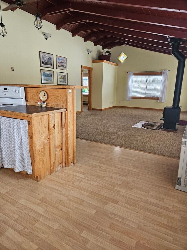 Building Photo - Peaceful 1 Bedroom / 1 Bath Executive Cabin on Sleeping Child – Stunning Views & Premium Comforts