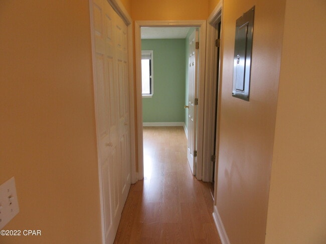 Building Photo - 820 Premier Dr