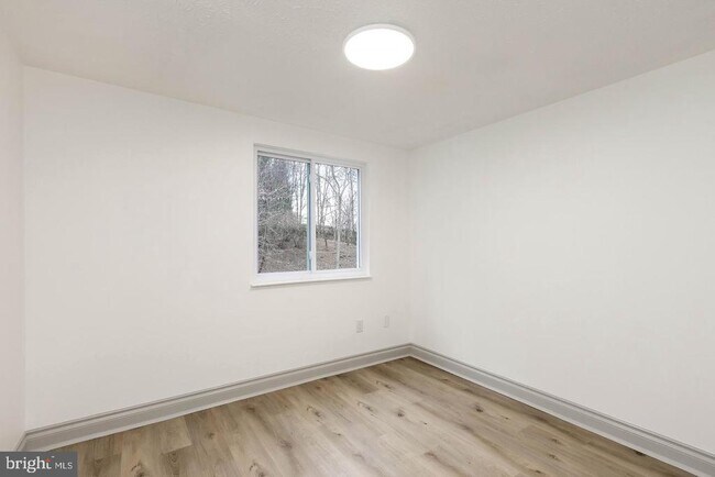 Building Photo - 17409 Founders Mill Dr