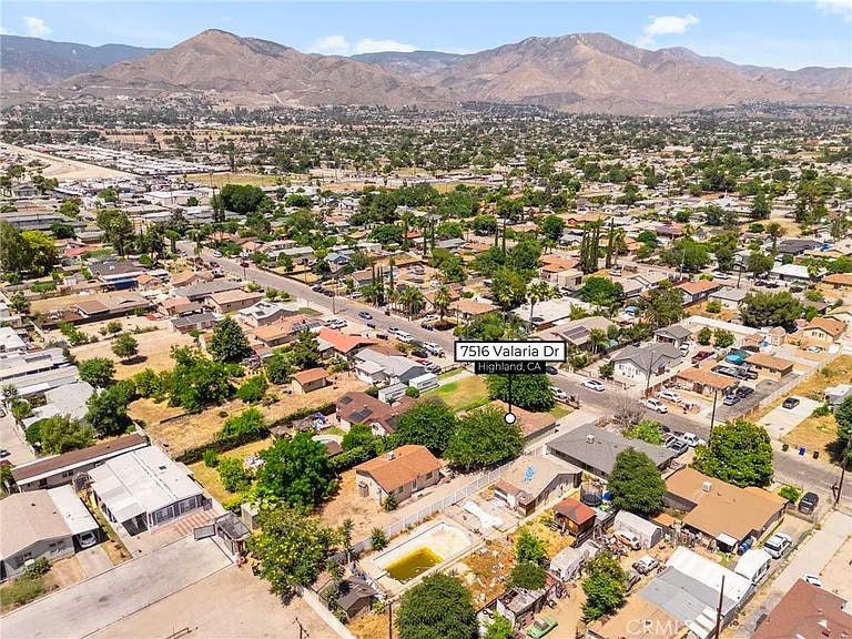 Nearby schools - 7516 Valaria Dr