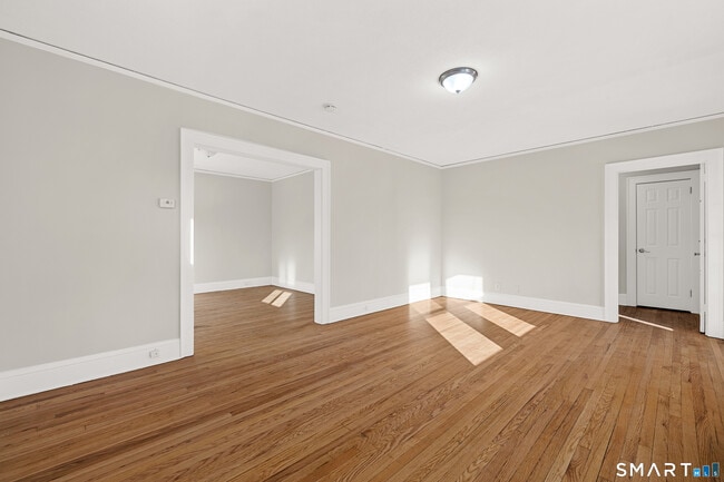 Building Photo - 1172 New Britain Ave