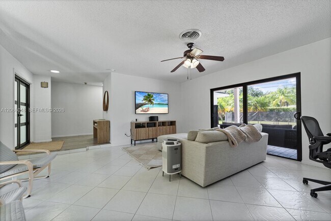 Building Photo - 8620 SW 159th St
