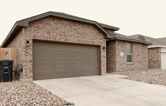 Building Photo - 6402 Globe Life Ct