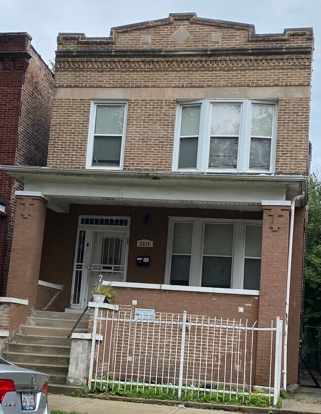 Building Photo - 5619 S Wood St