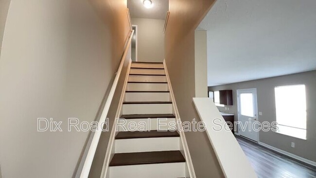 Building Photo - 2167 Pine Valley Dr