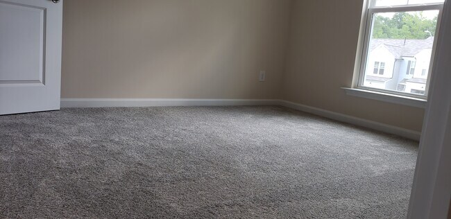 Building Photo - 157 Woodford Reserve Ct