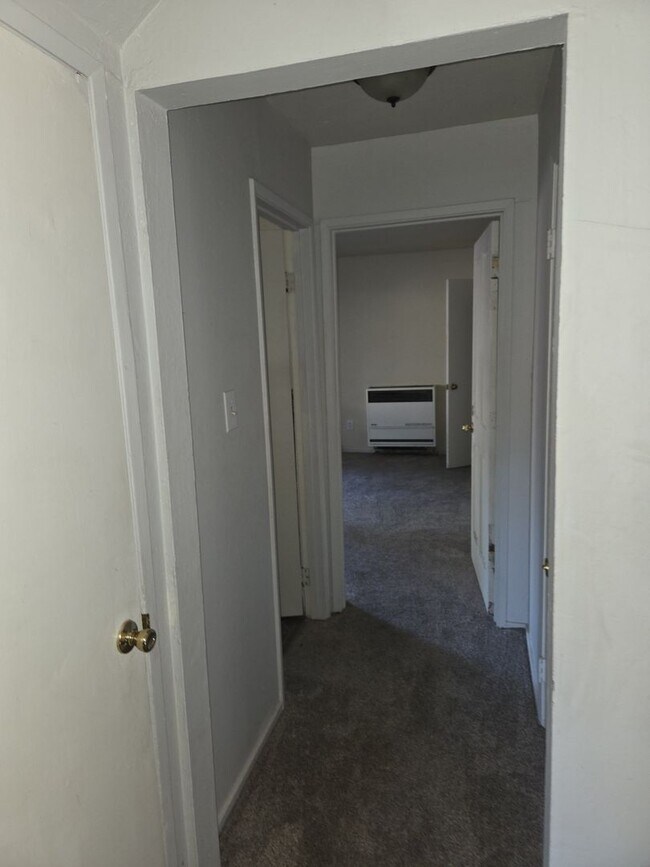 Building Photo - RO253-Cole, Gregory