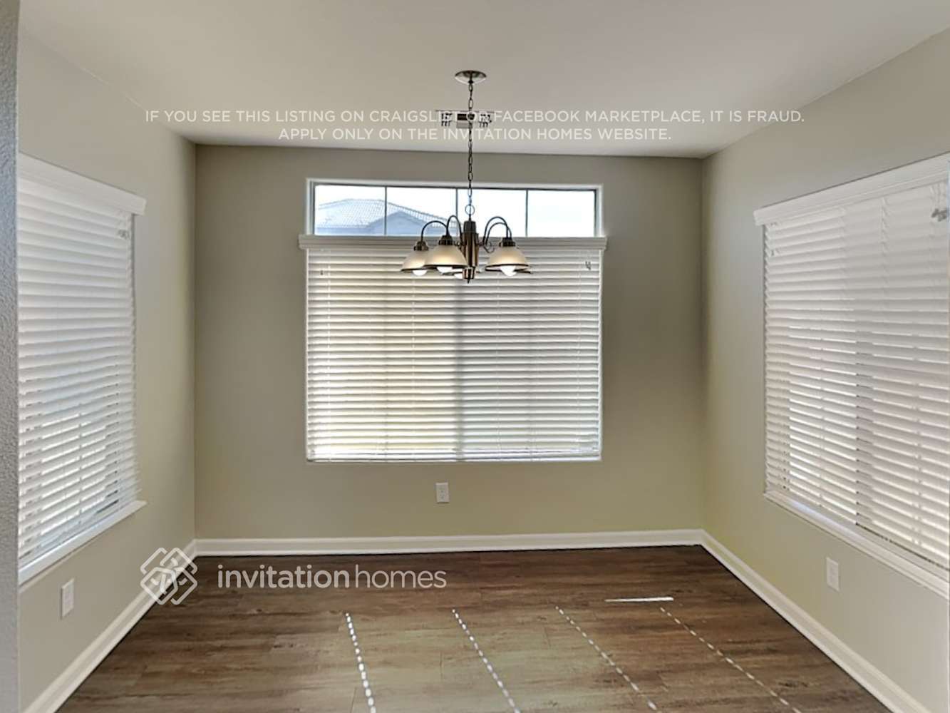 Building Photo - 12724 W Voltaire Ave