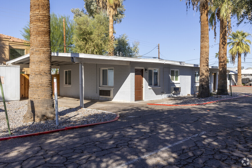 Building Photo - Camelback View Apartments