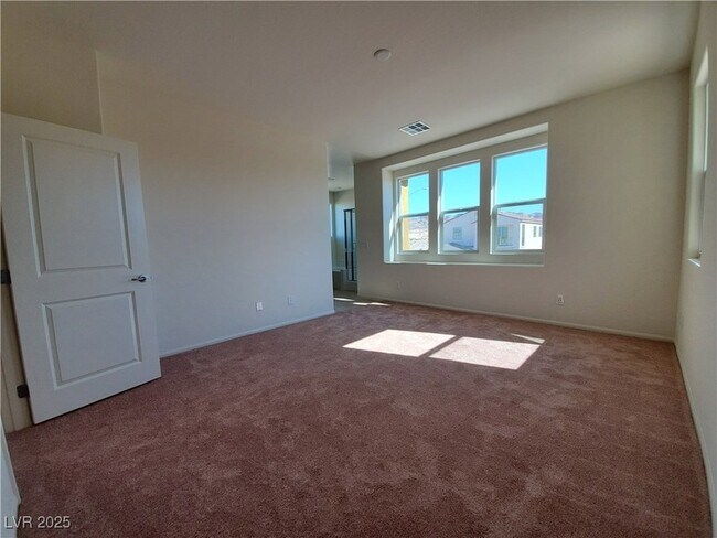 Building Photo - 2713 Holmes Creek Ct