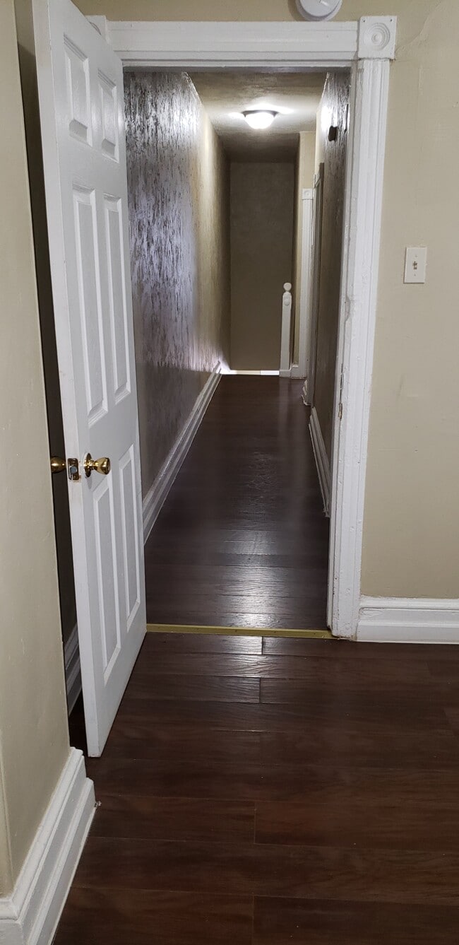 Building Photo - 26 S Georgia Ave