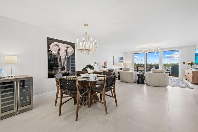 Building Photo - 511 Bayshore Dr