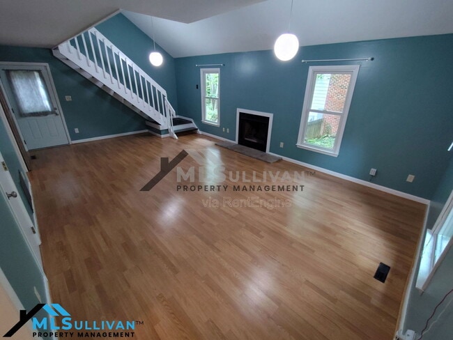 Building Photo - 1321 Valley Run