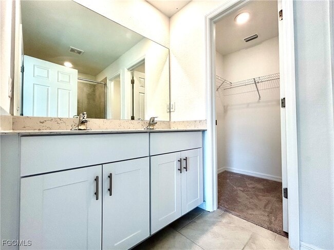 Building Photo - 14222 Oviedo Pl
