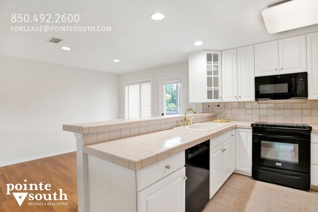 Building Photo - 13414 Valerie Dr