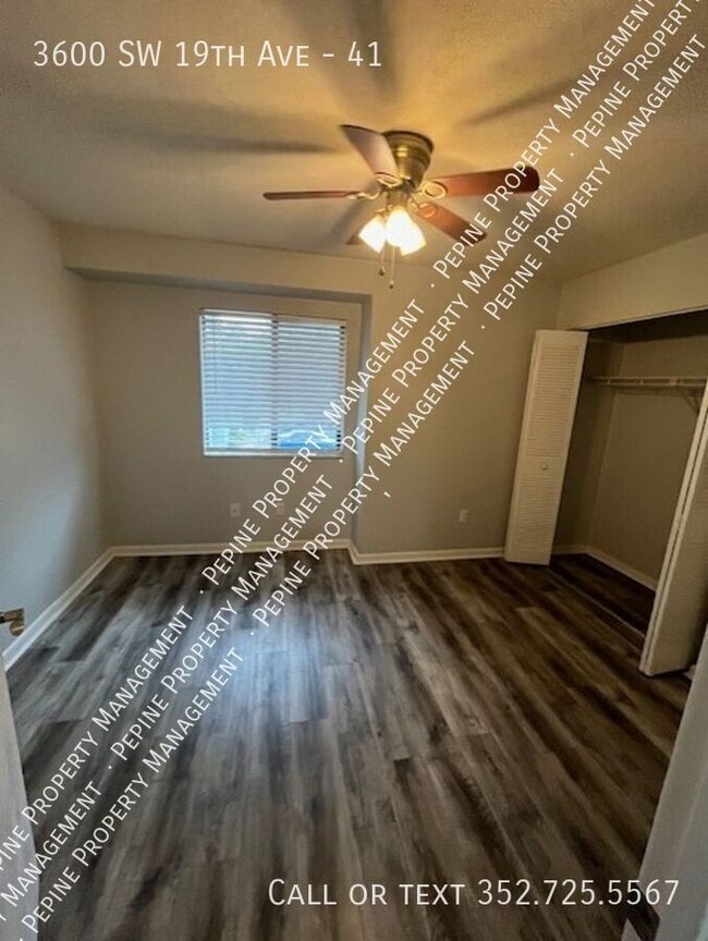 Building Photo - 3600 SW 19th Ave