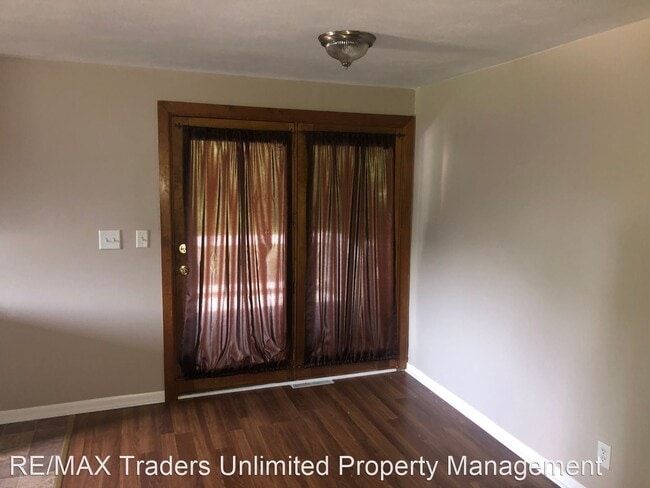 Building Photo - 4 br, 1 bath House - 1901 E Purdue St.